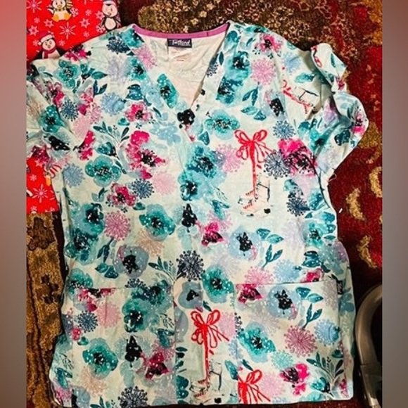 Lucky Owl & Ice Skates Scrub Top Bundle - Picture 5 of 6